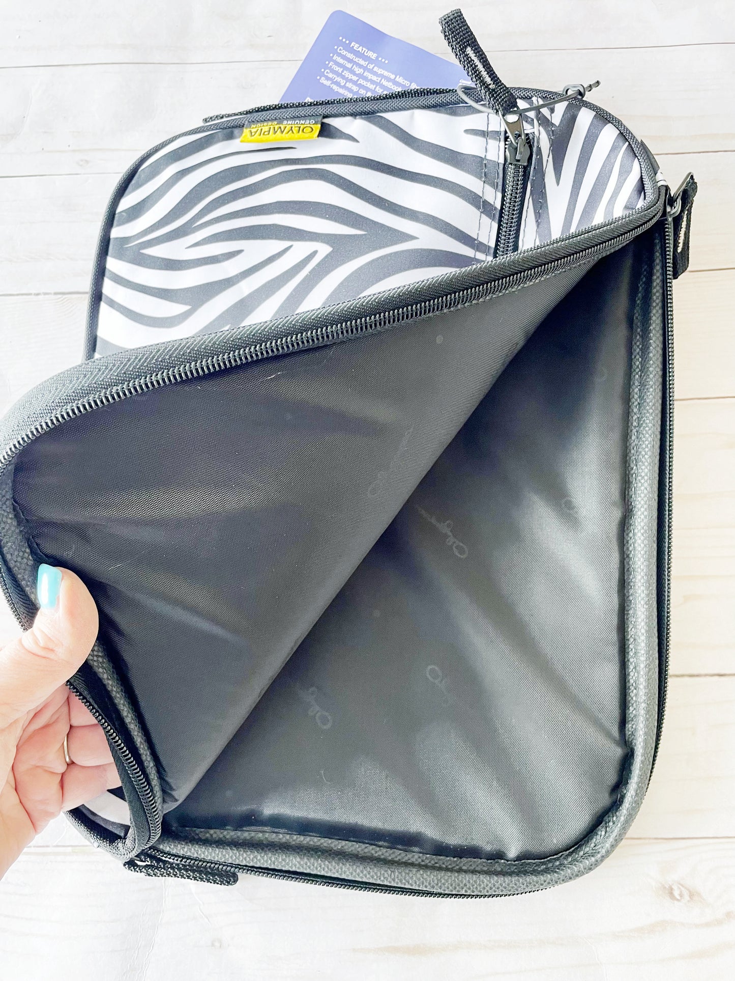Gift for: Teen/College/Working Gal: Pink Zebra Laptop bag purse