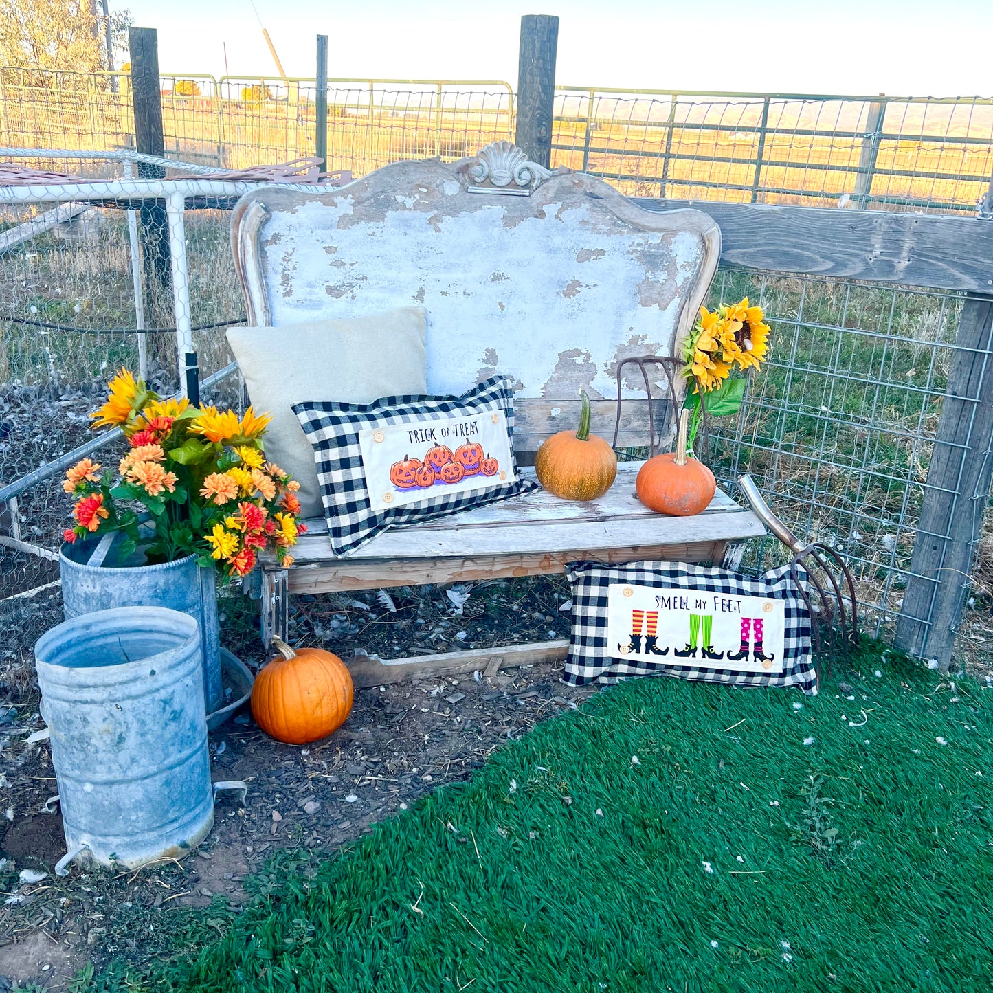 Holiday Panel: Halloween October Fall Autumn Hocus Pocus Cauldron Spell Party Cackle; SMELL MY WITCHES FEET
