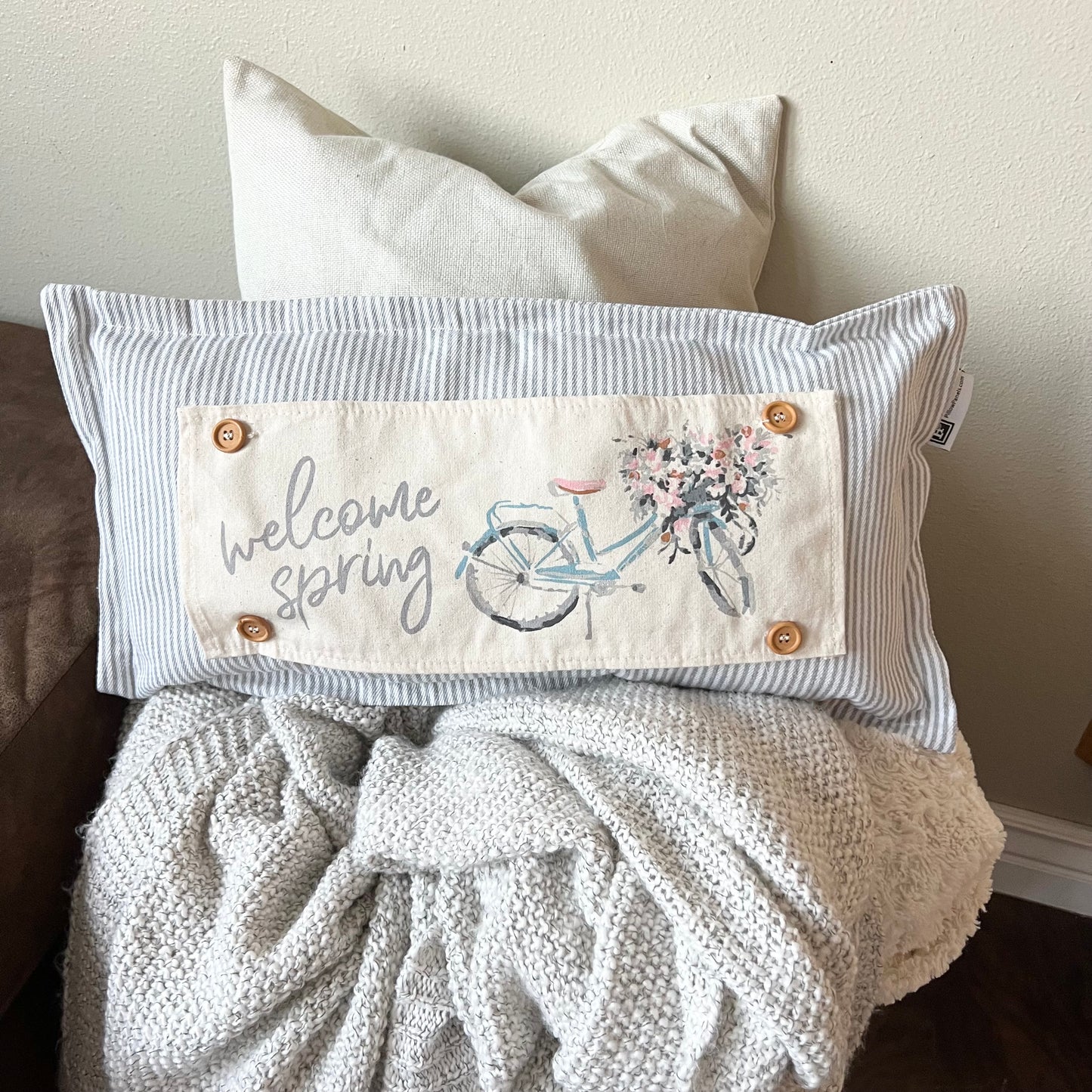 Seasonal Panel: Flowers Tulips Vintage Old Floral SPRING BIKE